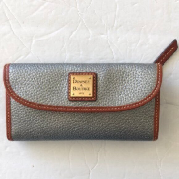 Dooney & Bourke Wallet Pebble Grain Continental Clutch Silver /Brown Trim - Picture 4 of 12